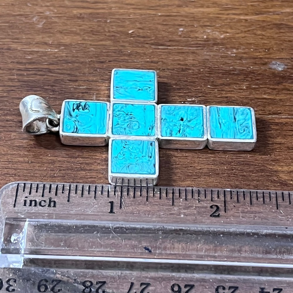 Large Faux Turquoise Cross Pendant Silver Tone Southwestern Western Boho 2.25" - Picture 6 of 6